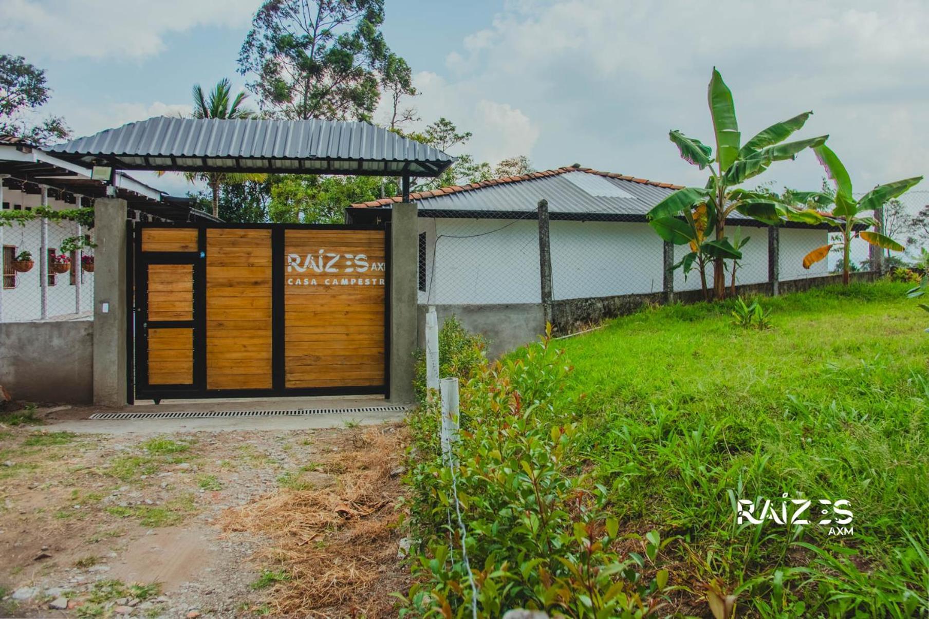 Raizes Axm I Casa Campestre I Armenia, Quindio, Colombia Country house *